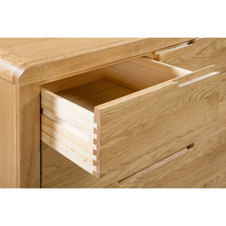 Curve 3+2 Drawer Chest, Oak Wood