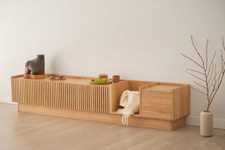 Raum Oak Wood TV Cabinet