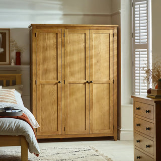 Marlborough 3 Door Wardrobe, Oak Wood